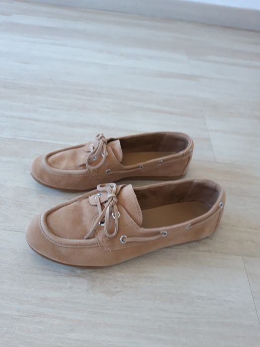 Sapatos bege da Mango