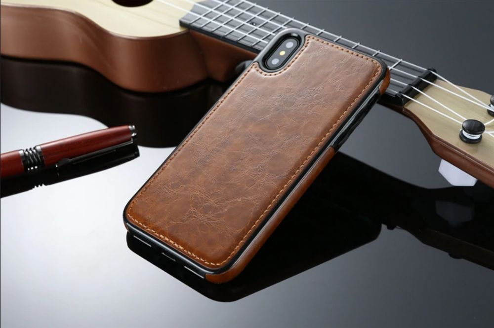 Capa em Pele para iPhone X e Samsung S9