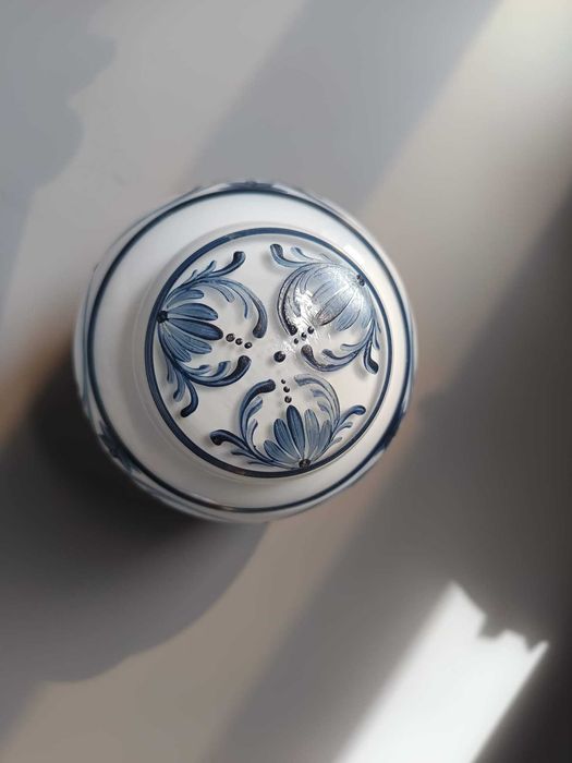 Jarra Decorativa em Vidro Pintado à Mão – Estilo Clássico Europeu