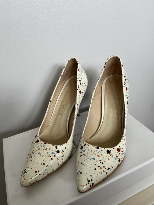 Czółenka na szpilce