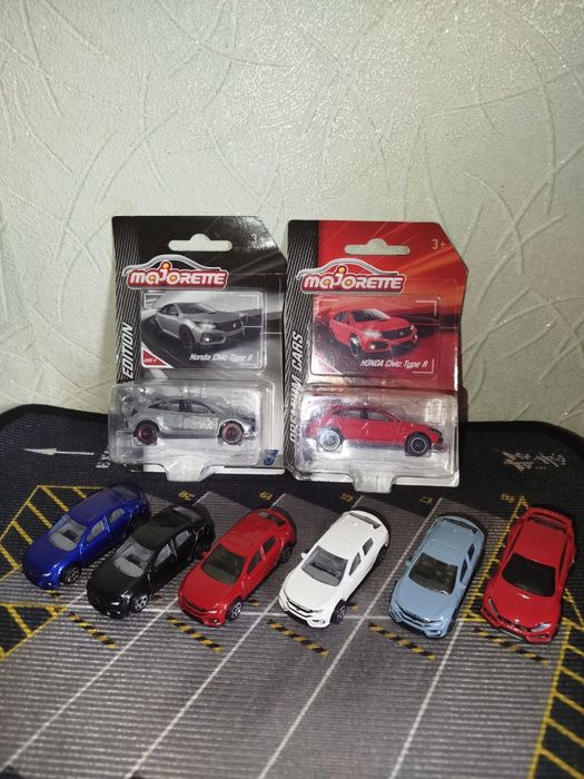 Машинки моделі Honda Civic Type R Hot Wheels - Matchbox - Majorette