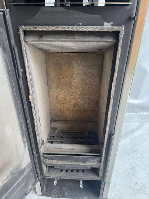 Komoda - piec …….