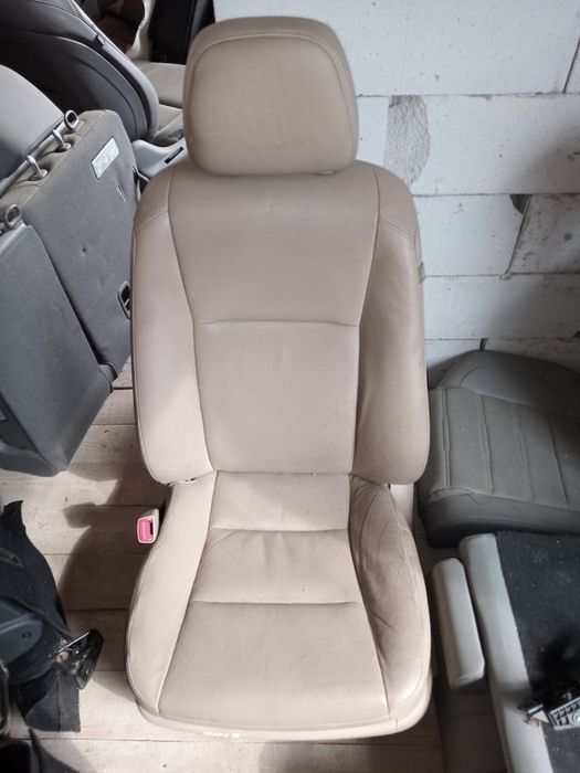 Салон сидения Toyota Camry 50 55 70 бежевые черные