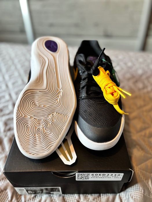 Nike KOBE IX LOW EM (GS) 38,5