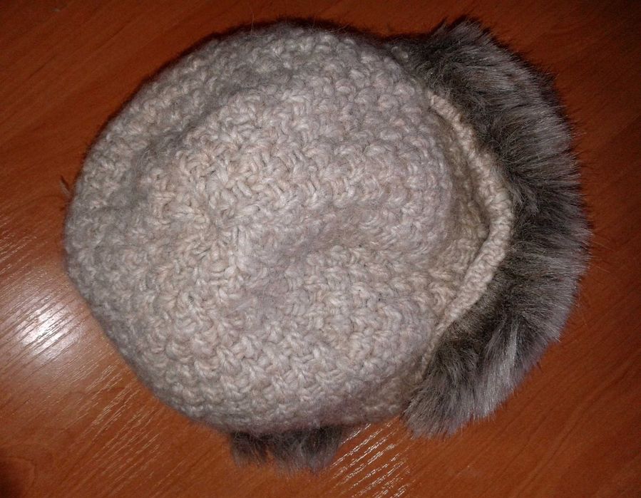 Шапка из шерсти альпаки Германия