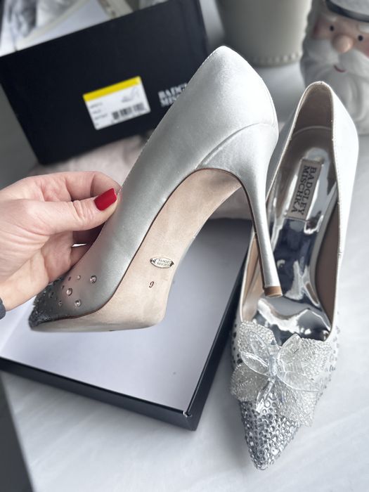 туфлі-човники Badgley Mischka Halo