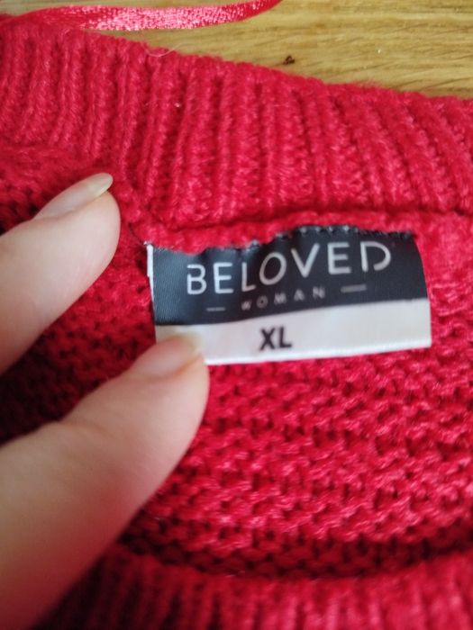 Czerwony świąteczny sweter Beloved XL