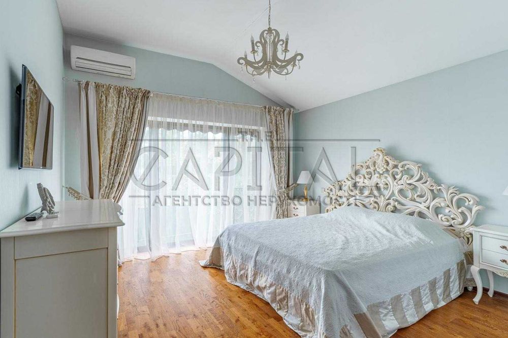 Оренда / Будинок / 450 м2 / Гора / вул. Лісова