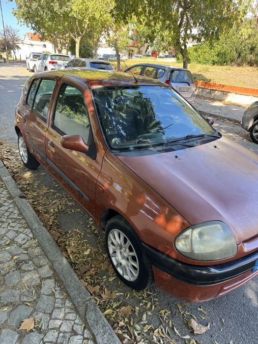 Renault clio 1998