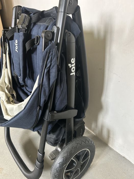 Wózek spacerowy Joie