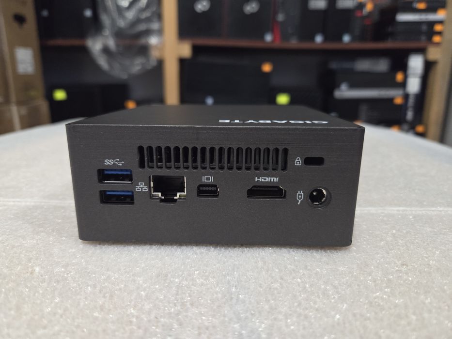 Неттоп міні ПК Intel NUC Gigabyte Pentium Silver J5005, DDR4