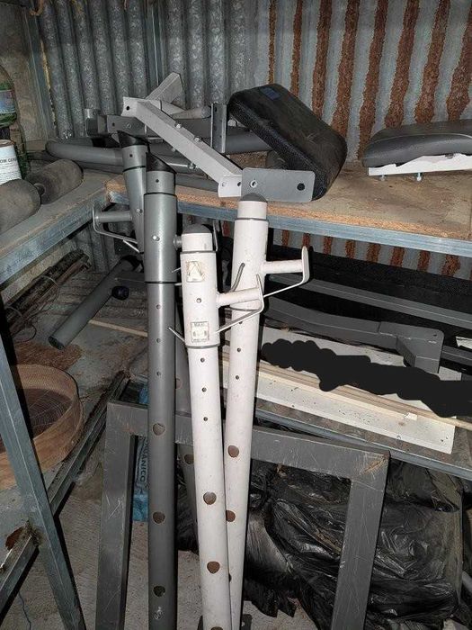 Bancos de musculação BM 100 e BM 530 da Domyos