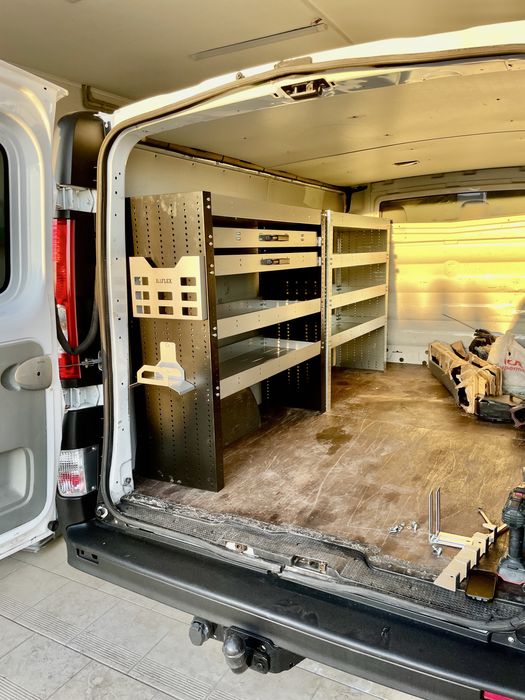 Zabudowa serwisowa do busa Trafic Vivaro Primastar