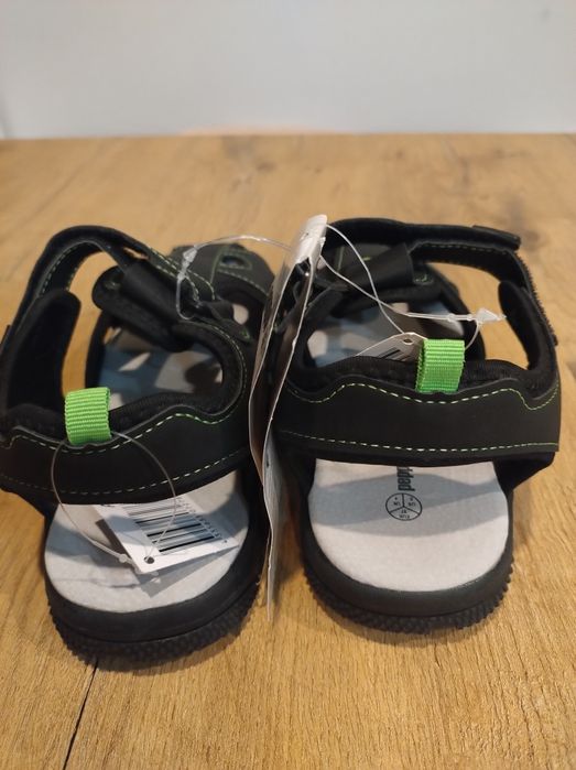 Sandały chłopięce r 37 wkładka 23,5 cm