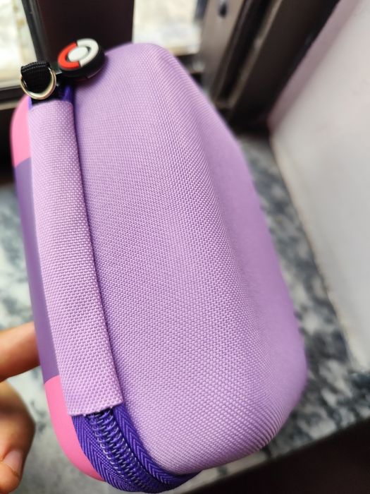 Case rígida para cartas pokémon