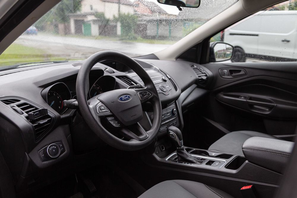 Продам Ford Escape