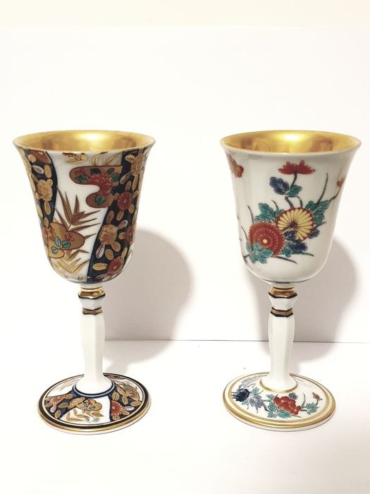 2 fantasticos copos de vinho em porcelana japonesa Kutani-yaki