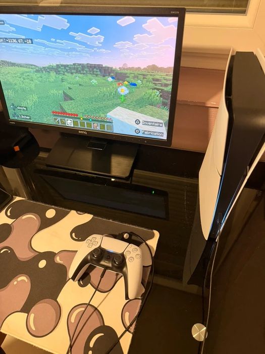 Sony PlayStation 5 com 1 Comando