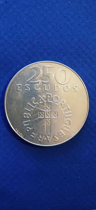 Moeda 250 escudos 1974 - prata