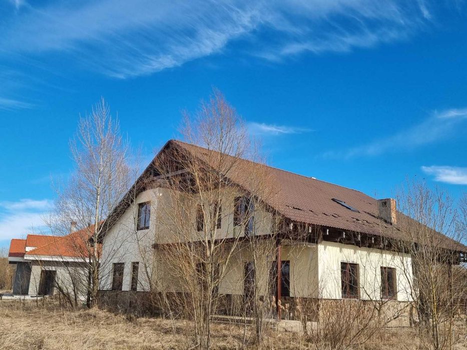 Продам 2 єт.дом 415 кв.м. в с.Севериновка, КГ Севериновка