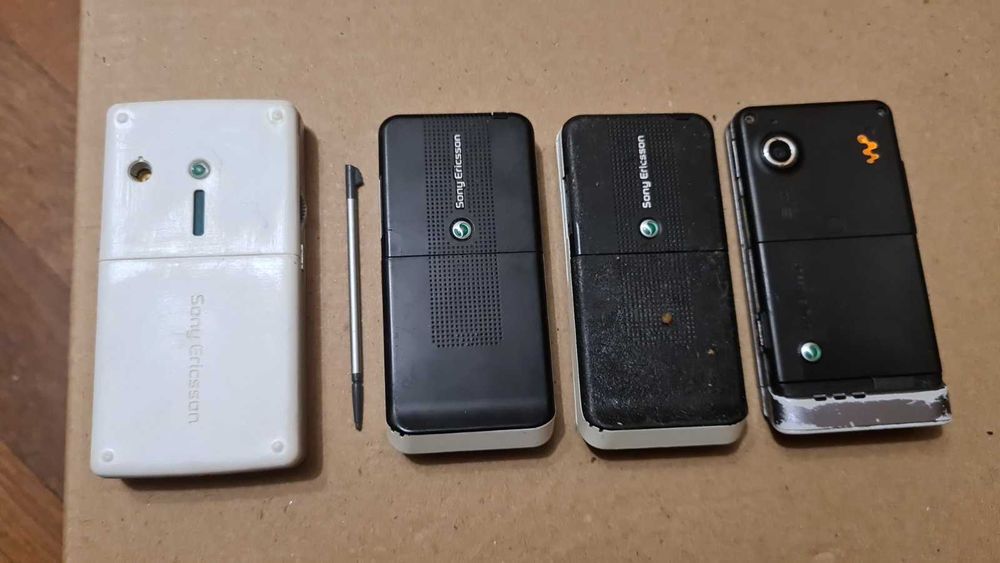 Sony Ericsson W910i, s500i, m600i на запчастини або відновлення