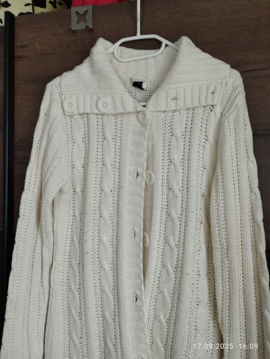 Sweter kardigan z kołnierzem