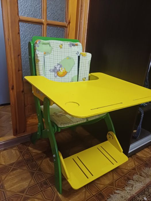 Стіл-парта дитячий