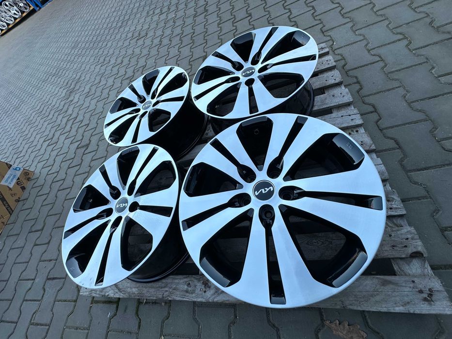 5x114,3 7j x 18" et40,5 Kia OE Hyundai komplet JAK NOWE