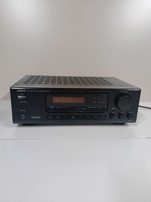 Amplituner kina domowego Onkyo TX-SV424