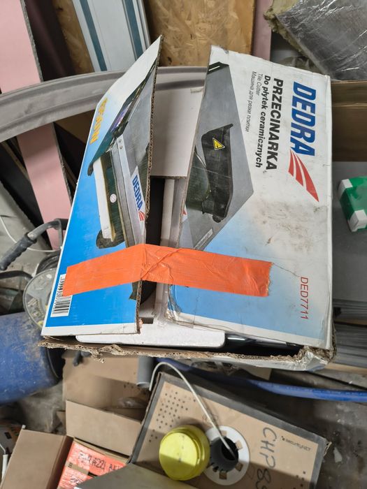 Sprzedam przecinarke Dedra ded7711 nowa nieużywana
