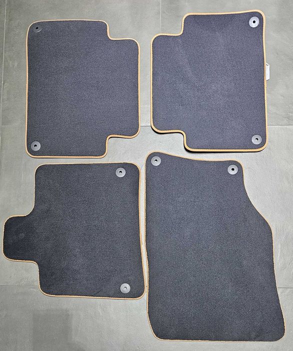 Dywaniki welurowe do Audi Q7