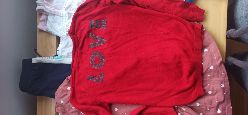 Ubranka dla dziewczynki 116