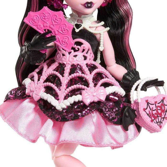 Monster High Scary Birthday Draculaura Монстер Хай Дракулаура