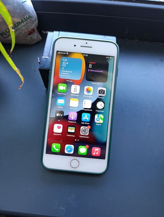 Apple iphone 7 plus 128 gb , 100 % акум , гарний стан