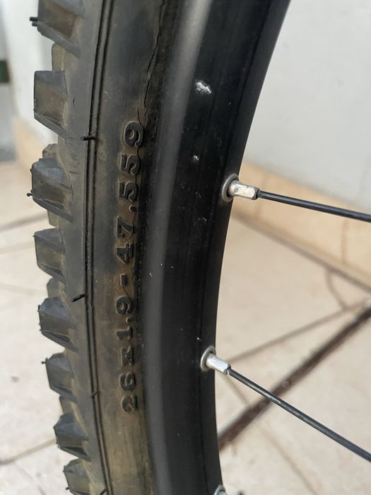 Specialized XC Expert + 2 Pneus Wanda