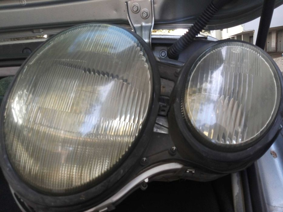 2 jogos de faróis esqº e dtº mercedes mod.E-250TD 1998 estado novos
