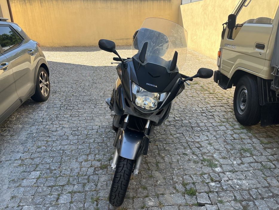 Honda Deauville NT700 VA ABS