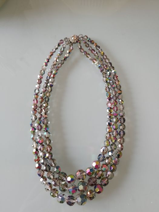 lindo colar vintage de cristal