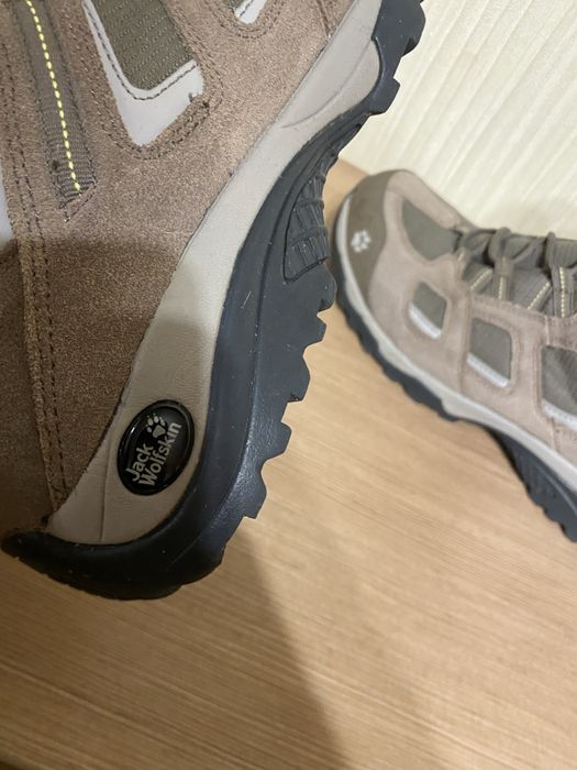 Ботинки трекинговые бренда Jack Wolfskin