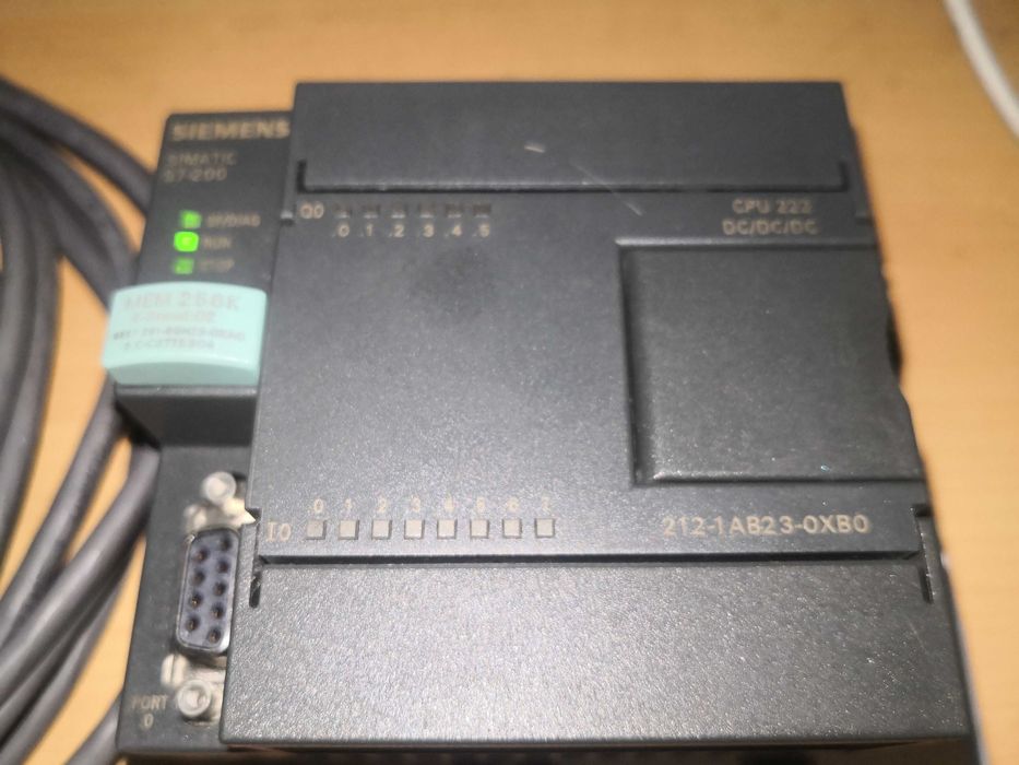 PLC Siemens S7-200, Fonte e Cabo Programação