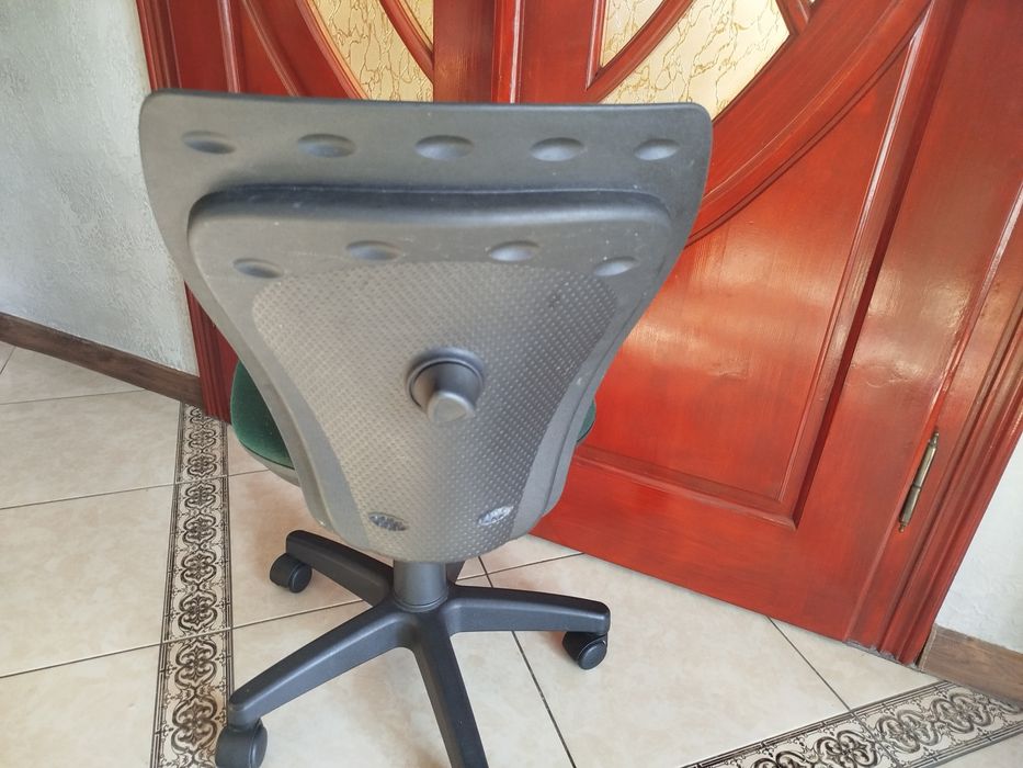 Продам  крісло бу