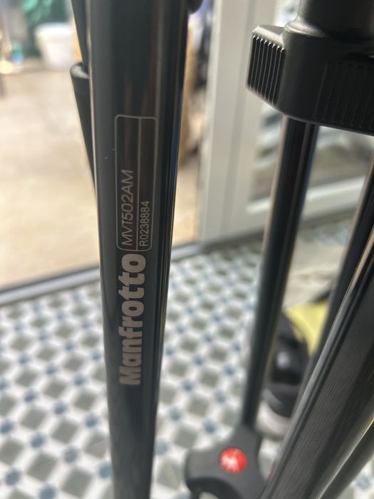 Manfrotto Tripe completo com cabeca e mala de transporte