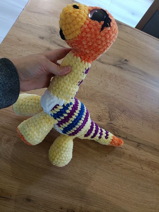 Diplodok z włóczki