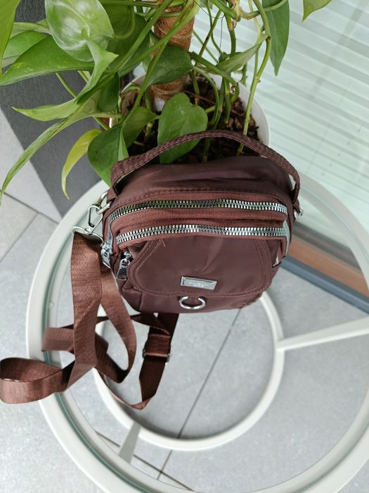Modna damska torebka / plecak 2w1