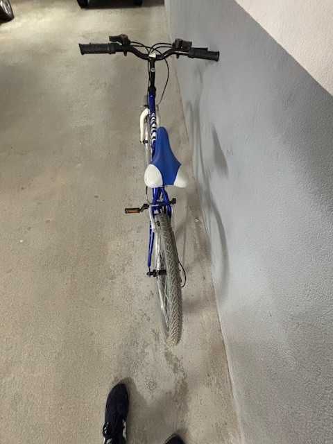 Bicicleta como nova, andou 2 vezes(roda 24)