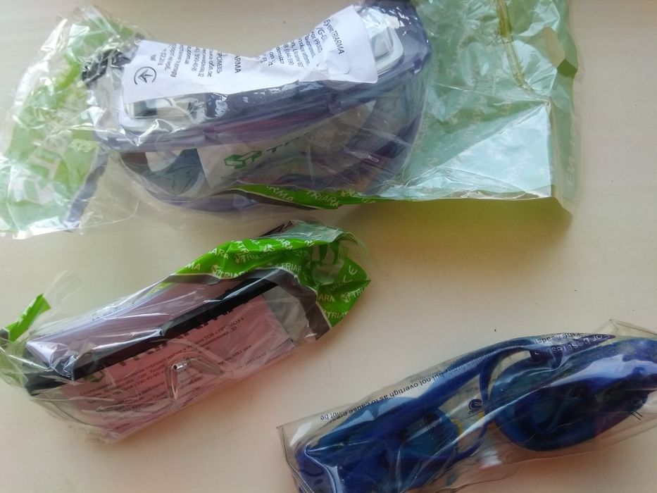 Очки для плавания