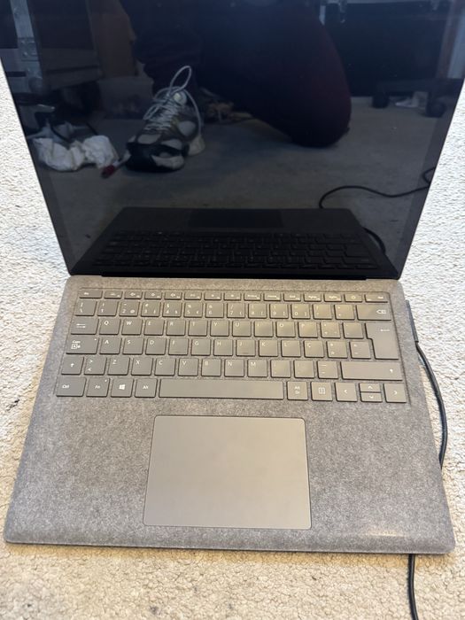 Vendo surface avariado445486511665326081