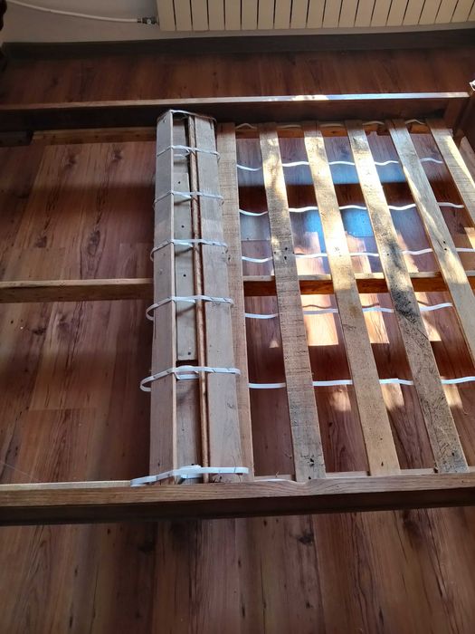 stare  dębowe łóżko 140/2