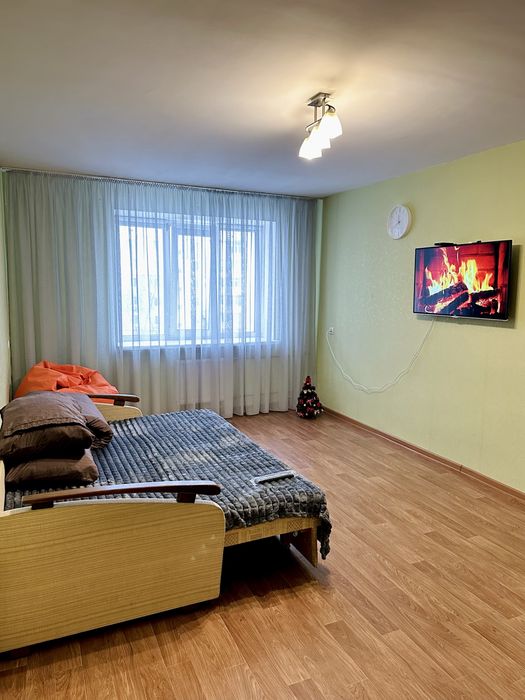 Подобово (2-кімнатна), 1000 грн/доба. Чугуїв (мкр Клугино-Башкирівка)