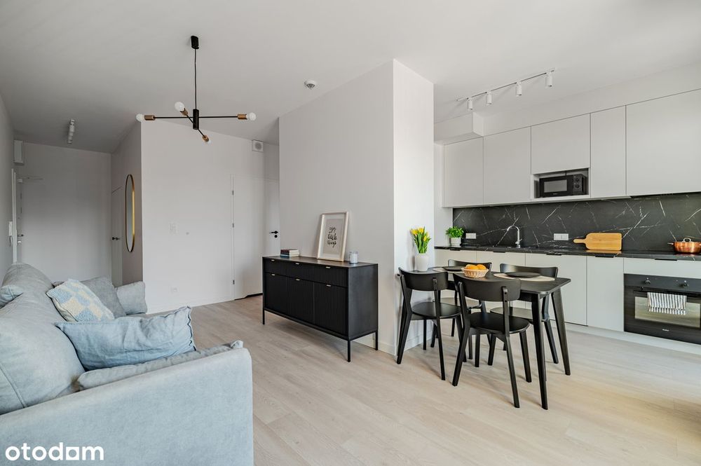 3 Pokoje z balkonem | free WiFi | CH Promenada | Pet friendly